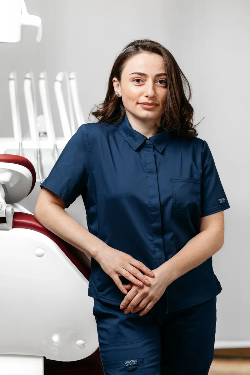 ნატა მეშველიანი - ექიმი თერაპევტი, NB Dental
