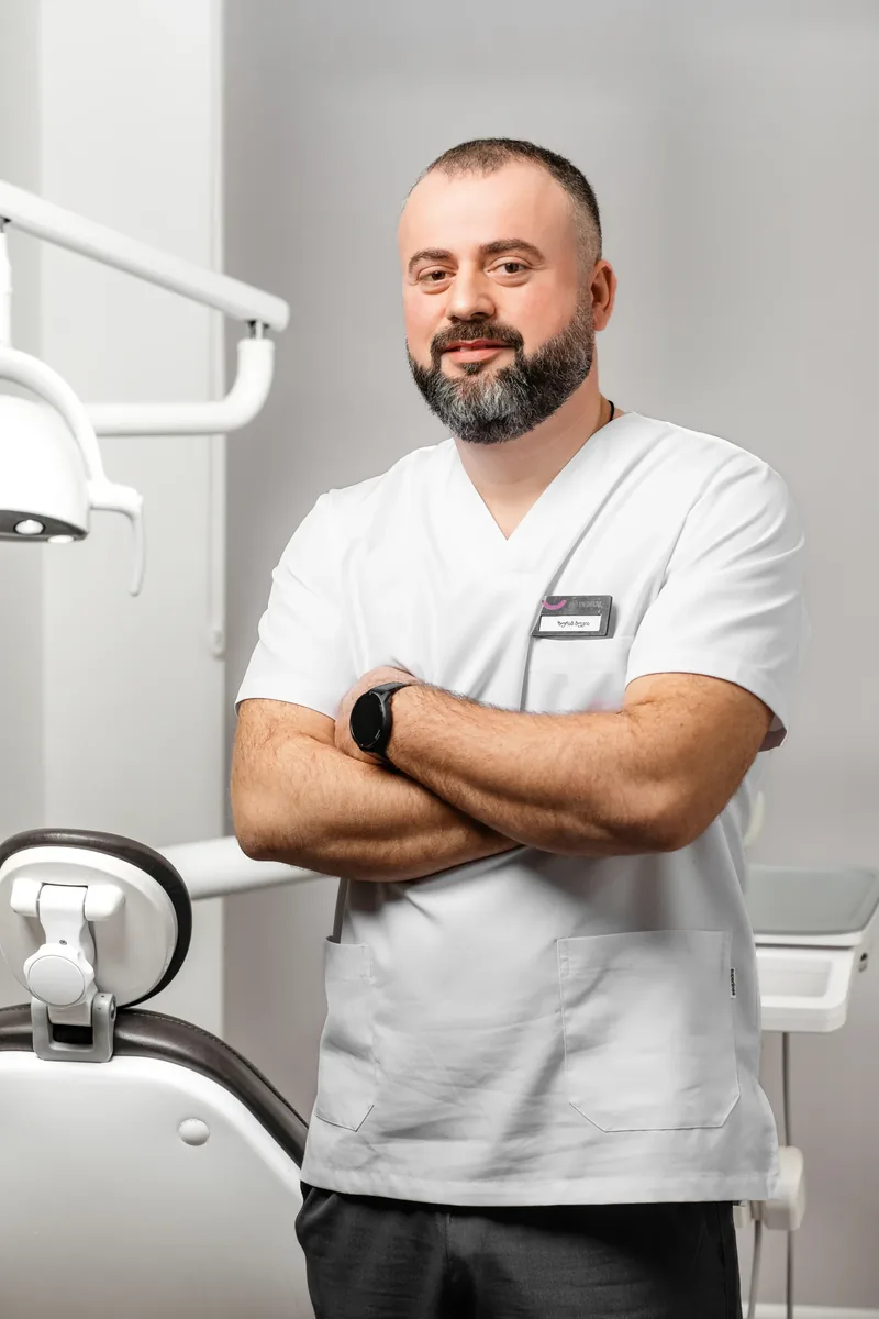ზურაბ ბუკია - ექიმი ორთოპედი, NB Dental